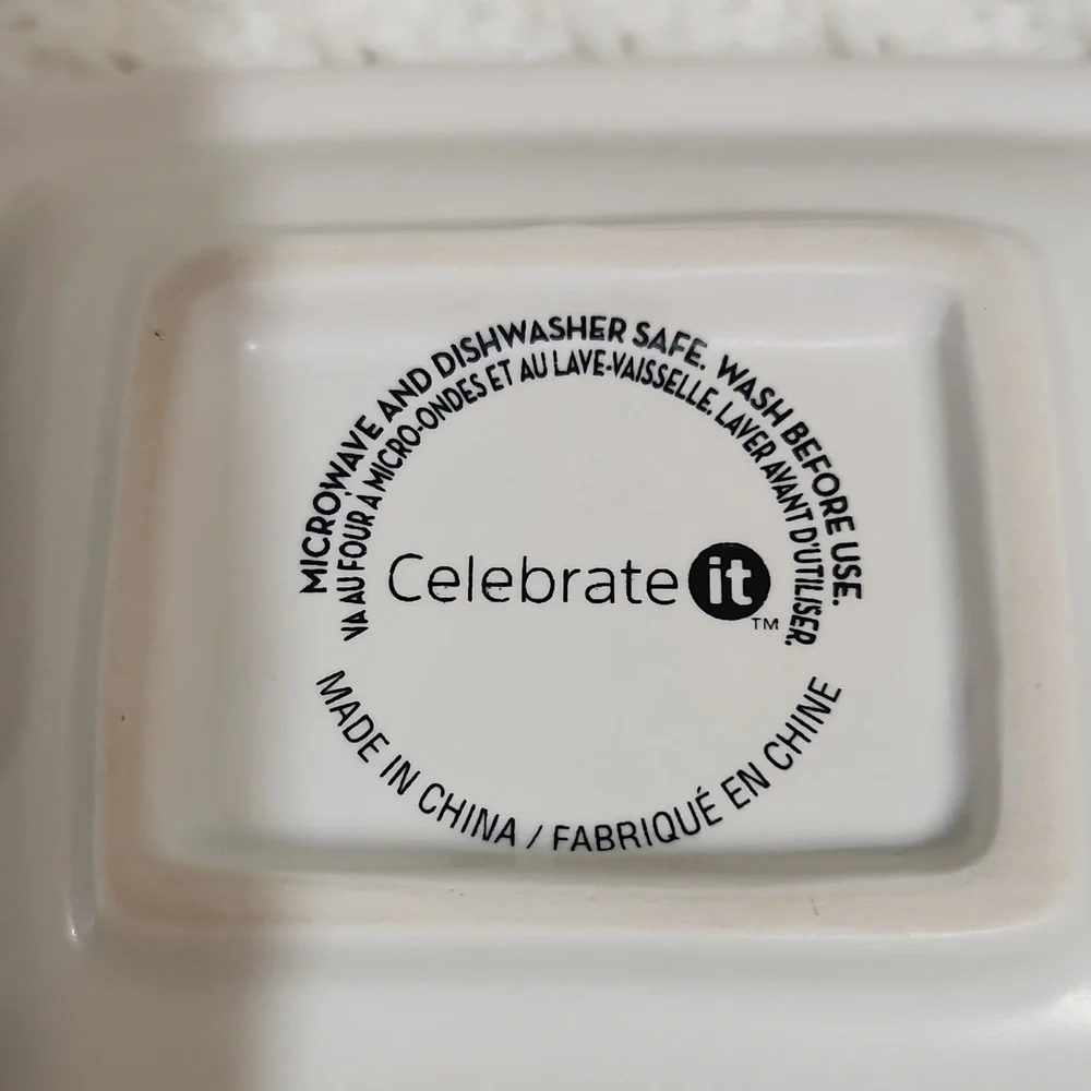 CELEBRATE IT CHRISTMAS DISH